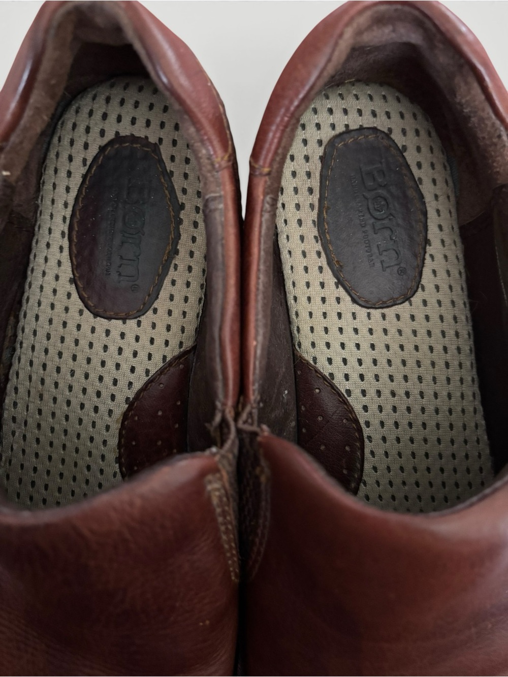 Born Phoebe Classic Slip On Leather Comfort Loafers Caramel Brown Size 9.5 - Picture 6 of 9